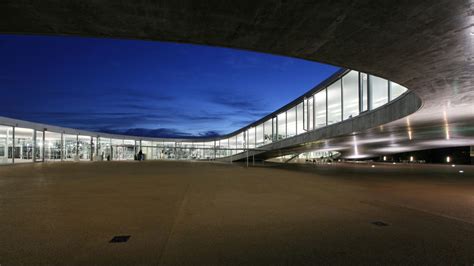 restaurant epfl rolex center|EPFL Rolex learning center.